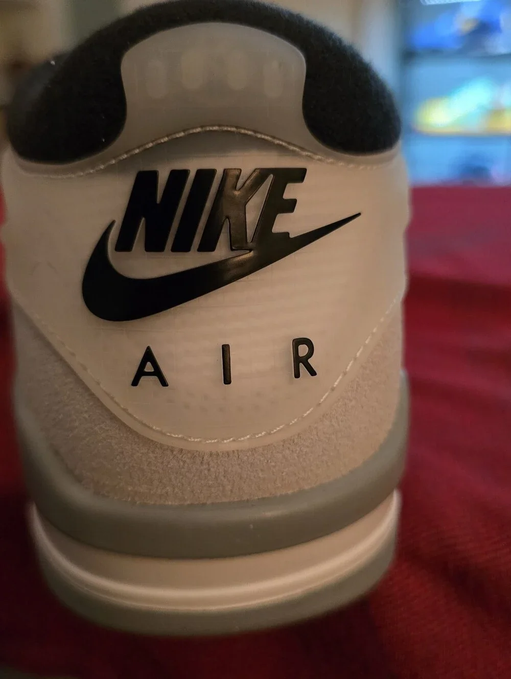 Air Jordan 4 RM White Light Smoke